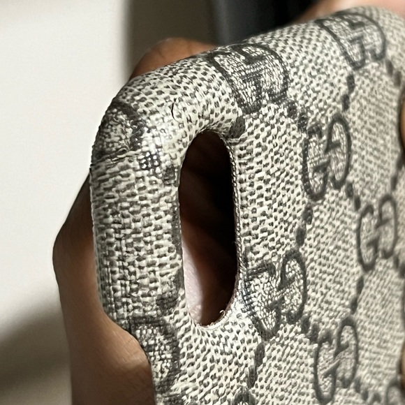 Authentic Gucci iPhone XS MAX phone case - Picture 15 of 16